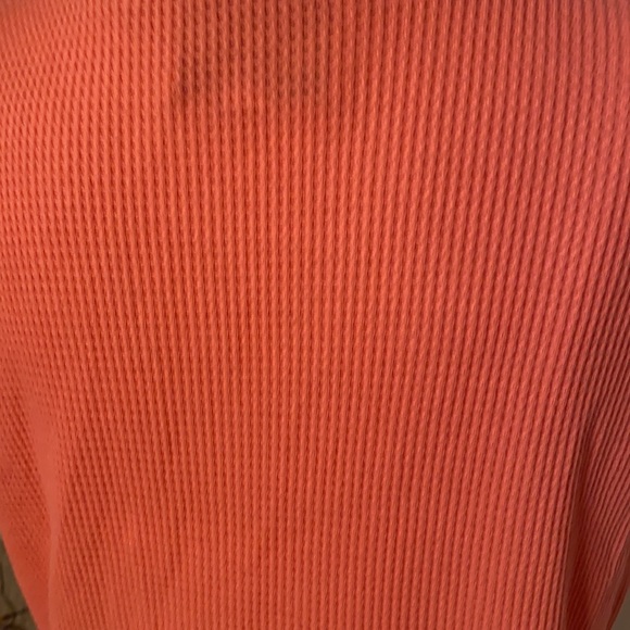 BEALLS FLORIDA TOP - Picture 4 of 5